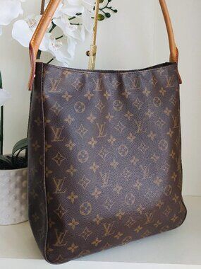 Louis Vuitton Looping GM Monogram Canvas Shoulder Bag